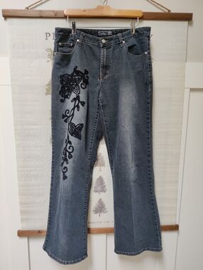 French Twist Y2K Embroidered Floral Appliqué Jeans Gray Wash Wide Leg Size 11